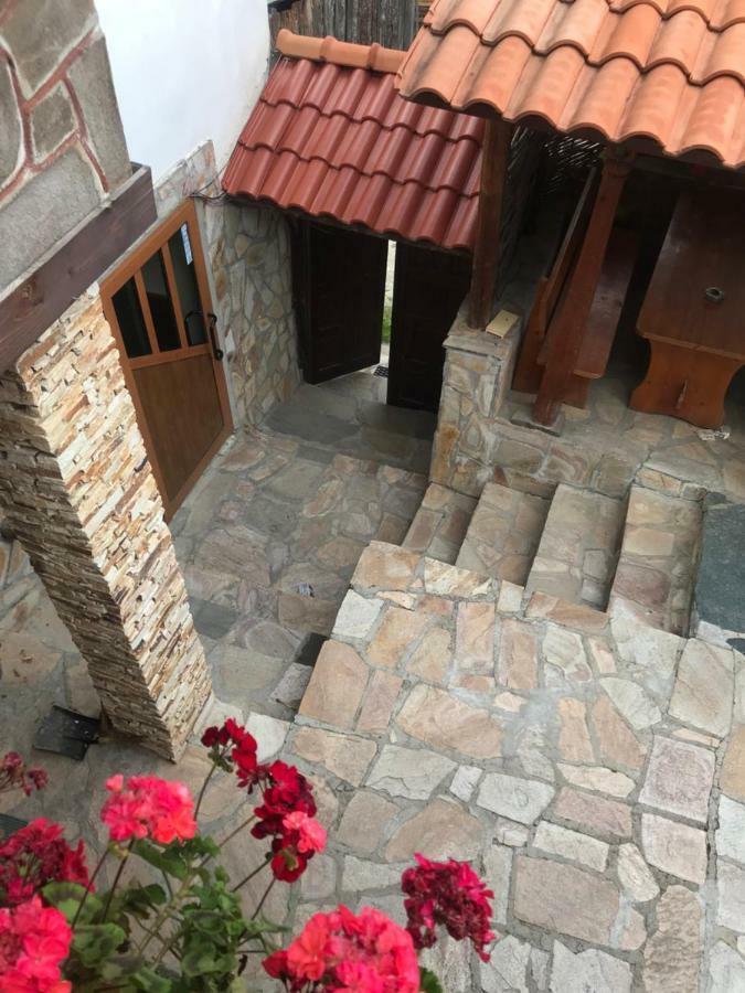 Sharkov Guest House Dolen  Экстерьер фото