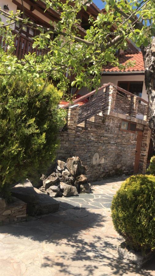 Sharkov Guest House Dolen  Экстерьер фото